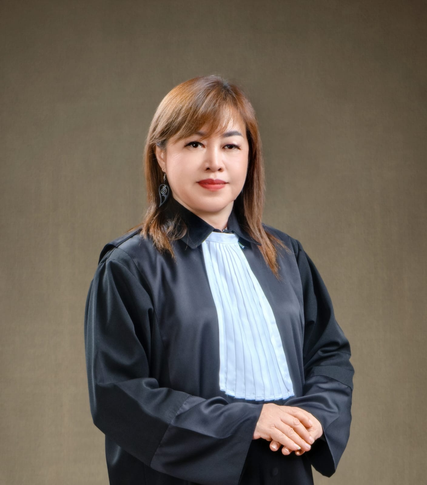 Dewi Santika - Associate